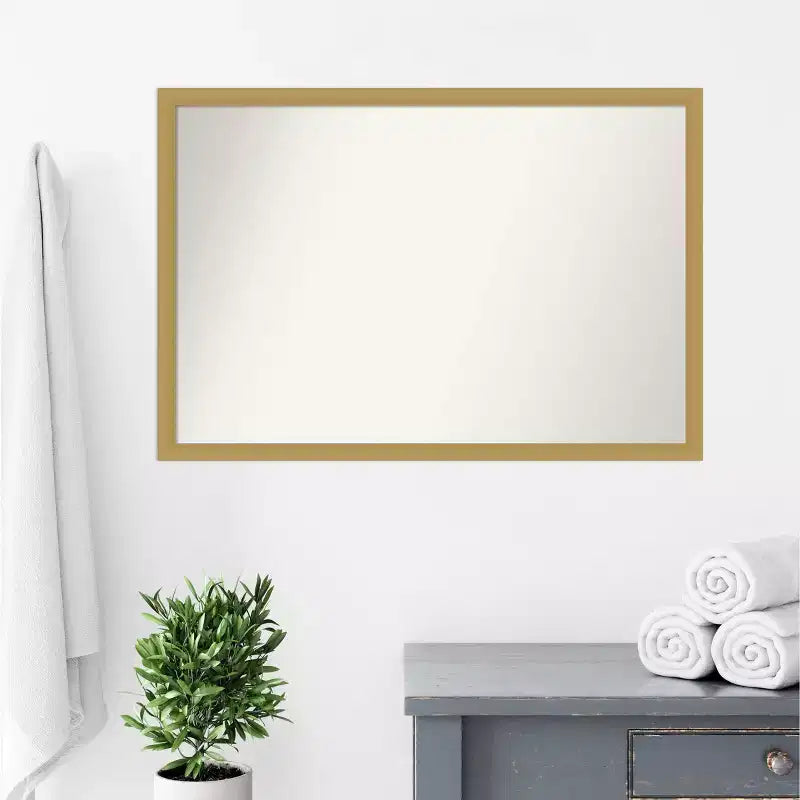 Miroir mural de salle de bain étroit non biseauté, rectangulaire, en or brossé