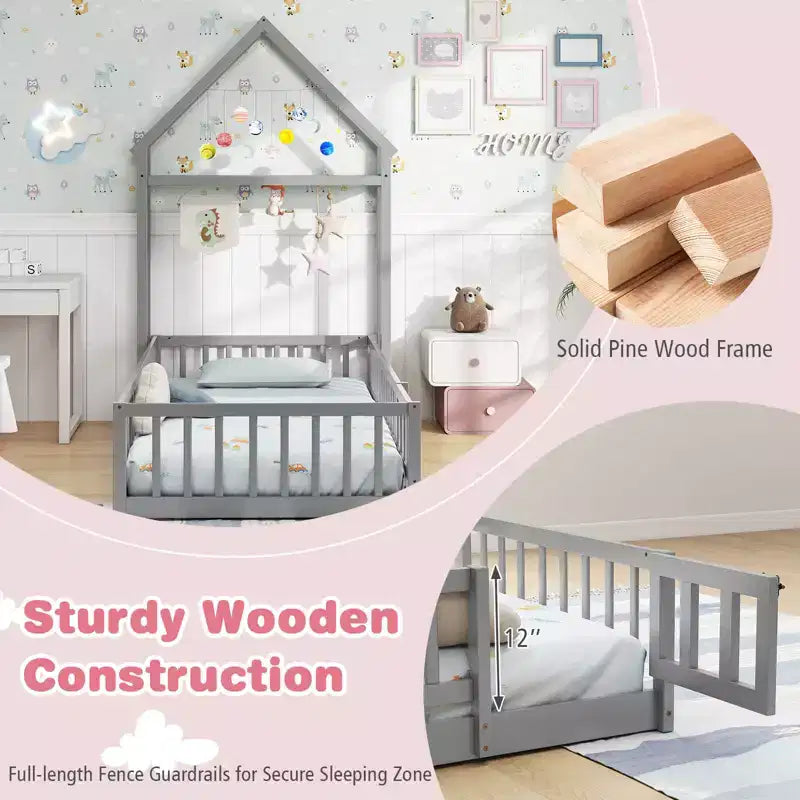 Lit au sol pour enfant de taille double avec tête de lit en forme de maison et portemanteau