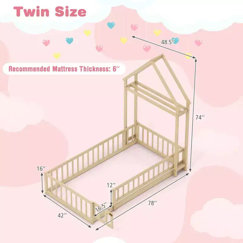 Lit au sol pour enfant de taille double avec tête de lit en forme de maison et portemanteau