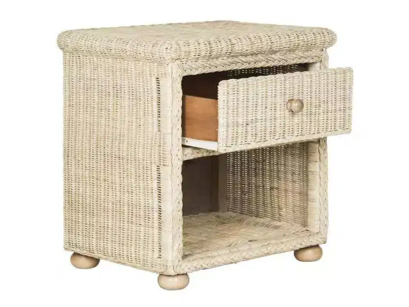 Table de chevet en osier blanchi