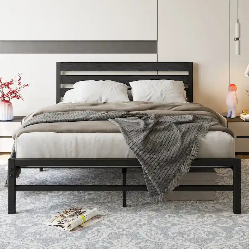 Queen Size Modern Style Metal Platform Bed with Vintage Wooden Headboard