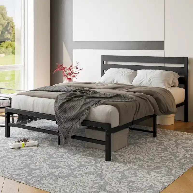 Queen Size Modern Style Metal Platform Bed with Vintage Wooden Headboard