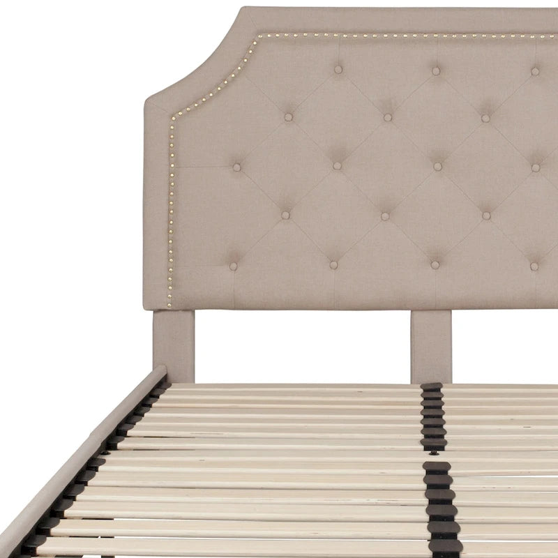 Arched Tufted Upholstered Platform Bed